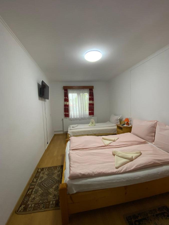 Dobra Haz Hotel Covasna Luaran gambar