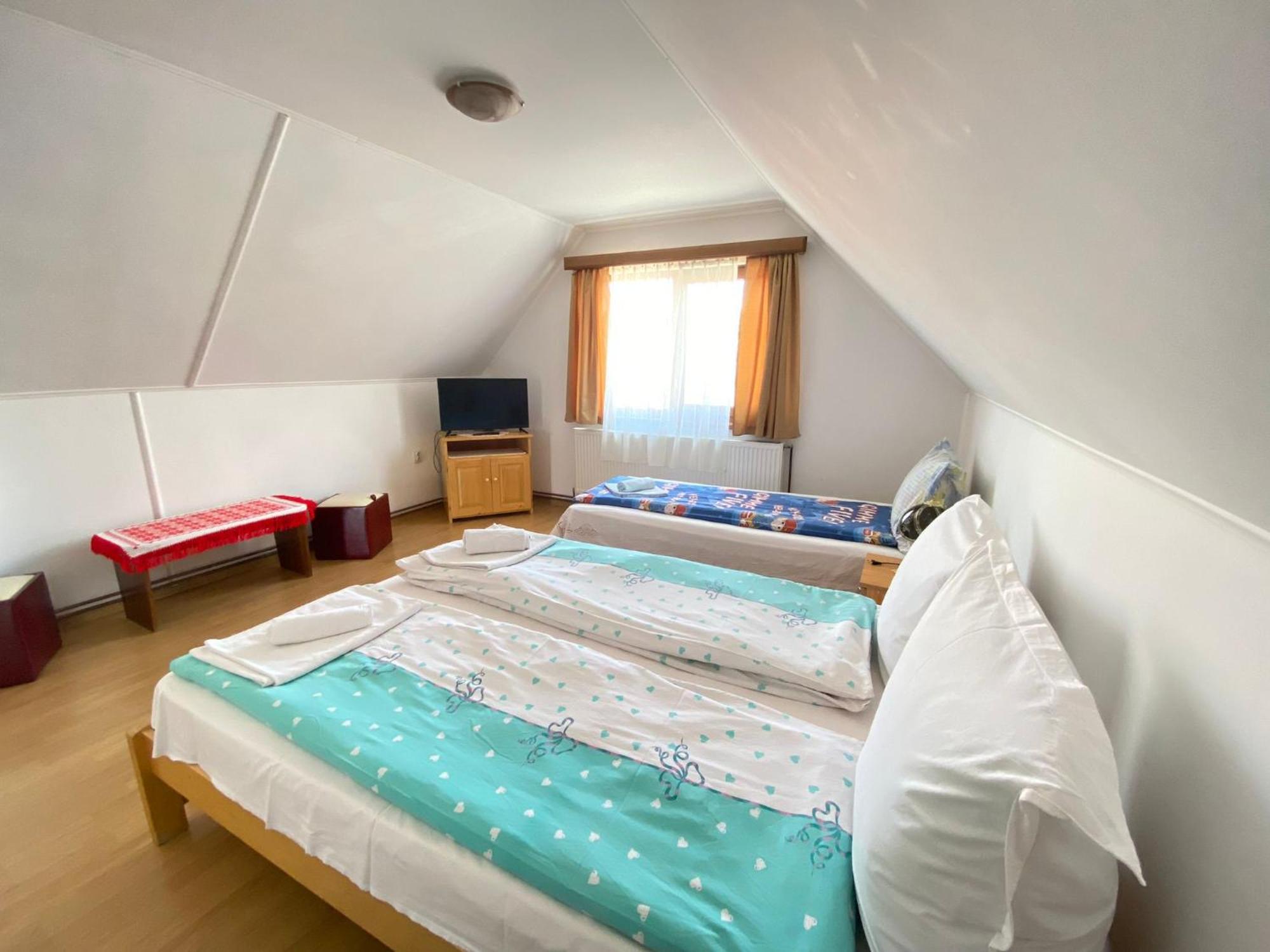 Dobra Haz Hotel Covasna Luaran gambar