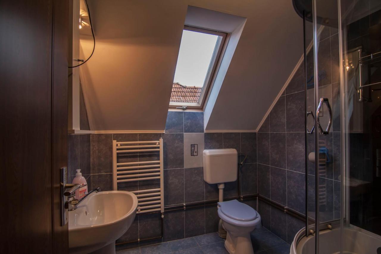 Dobra Haz Hotel Covasna Luaran gambar