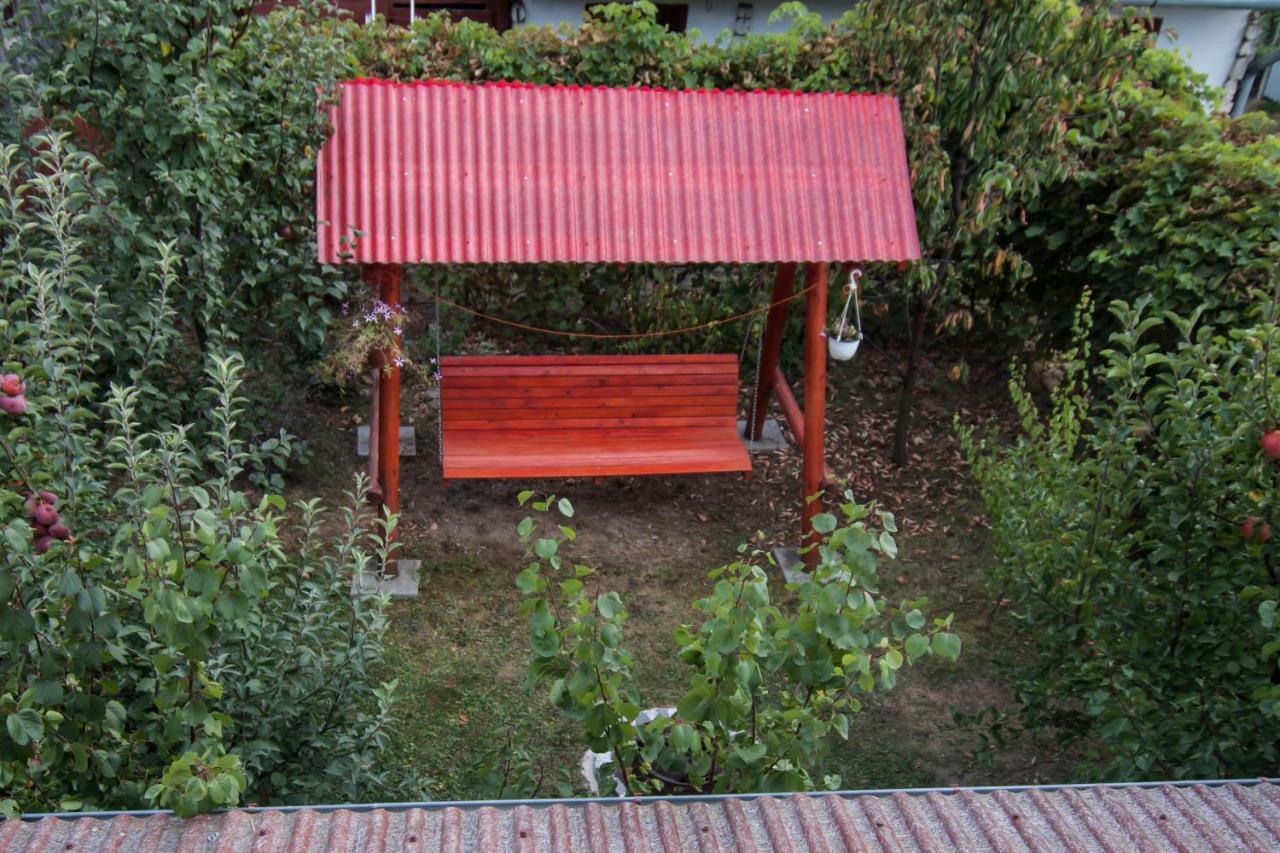 Dobra Haz Hotel Covasna Luaran gambar